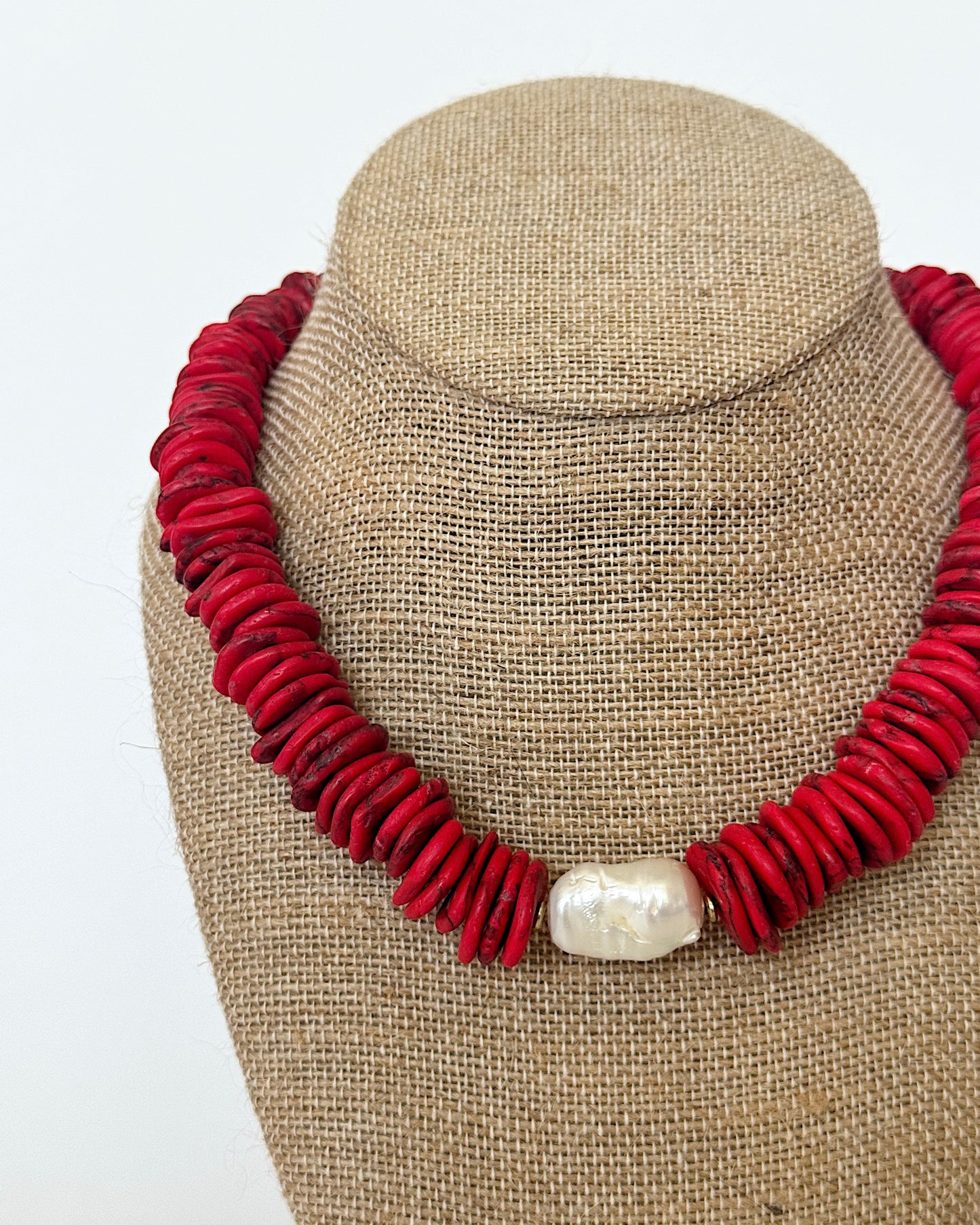SCARLET PEARL NECKLACE