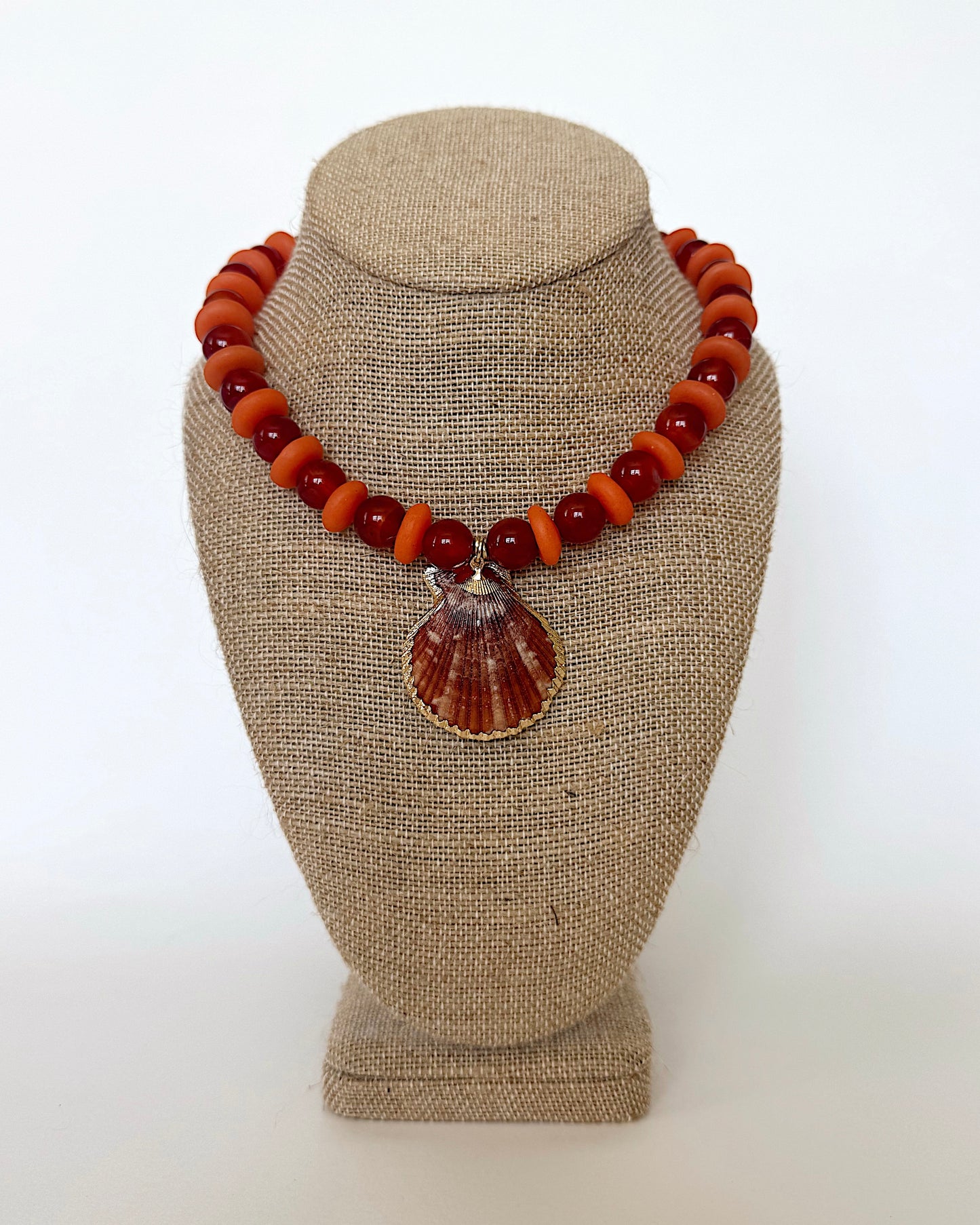 EMBER SHELL NECKLACE