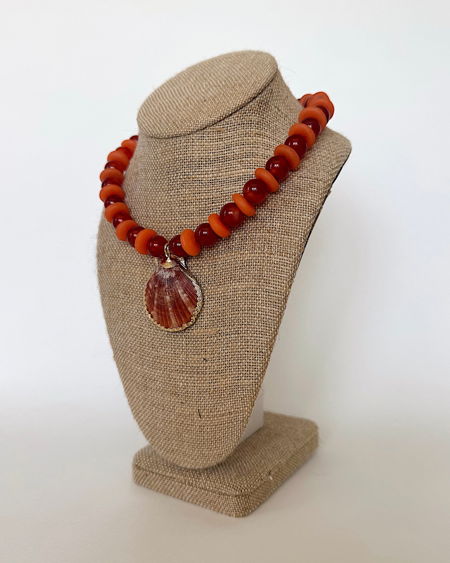 EMBER SHELL NECKLACE