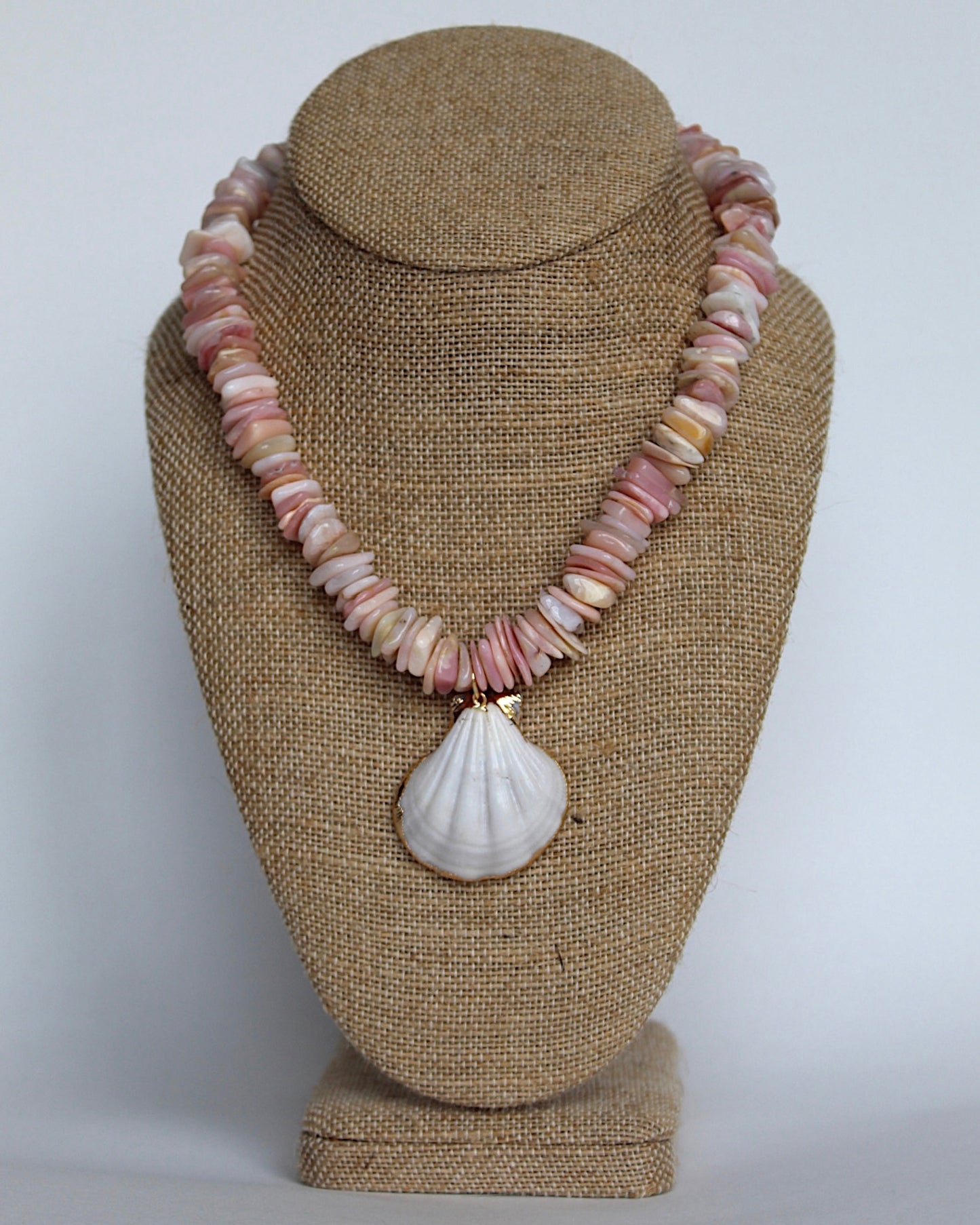 FLAMINGO BAY NECKLACE