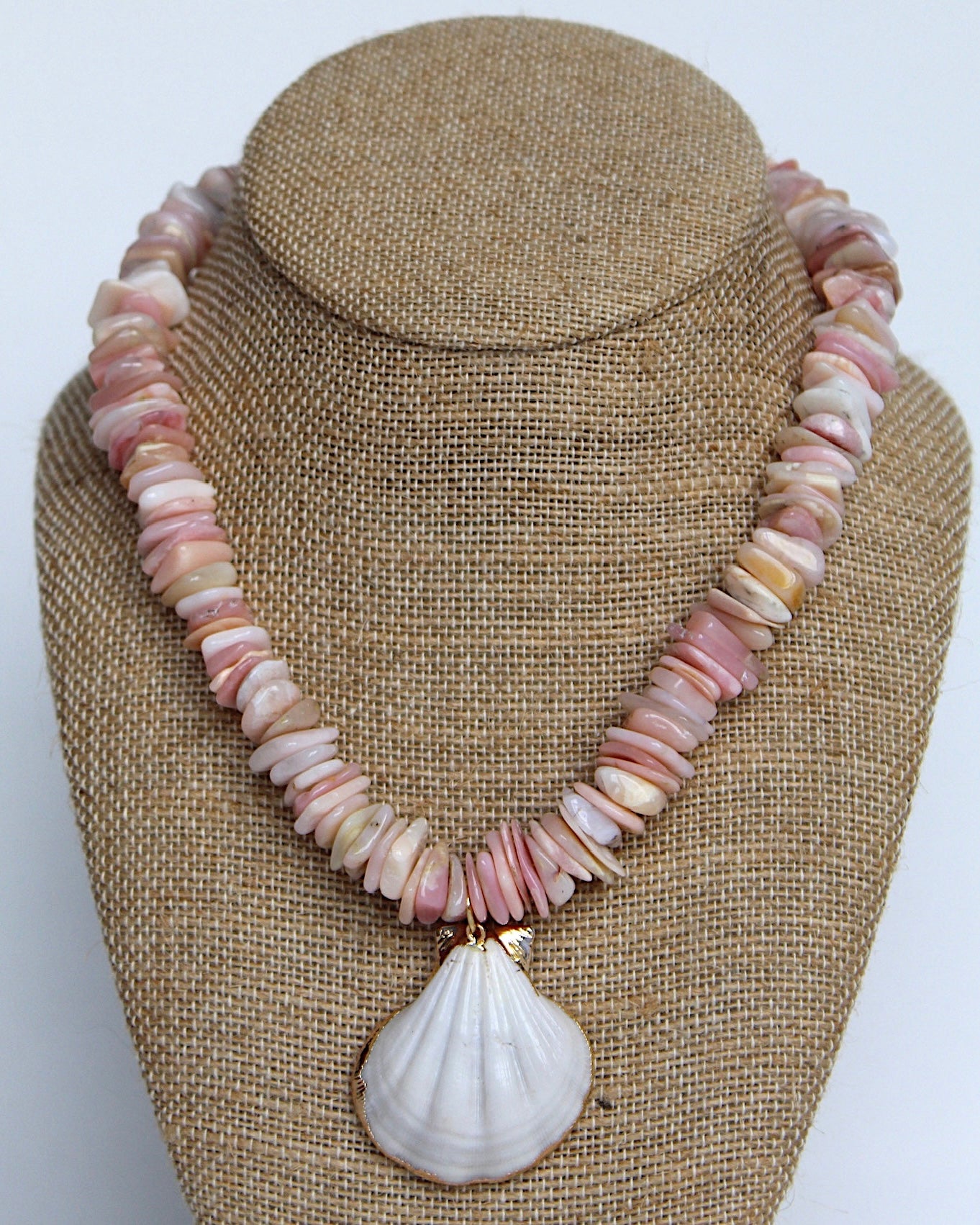 FLAMINGO BAY NECKLACE