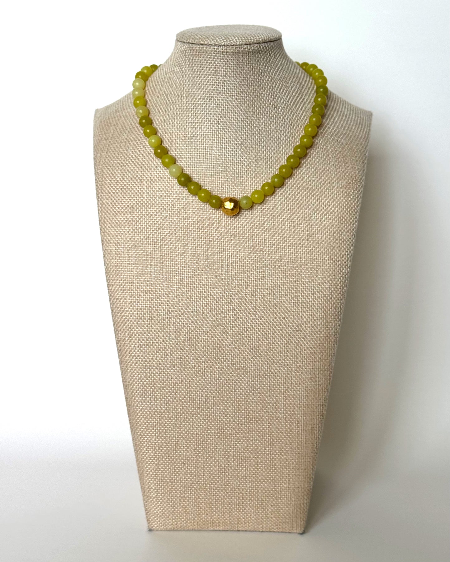 CHARTREUSE NECKLACE