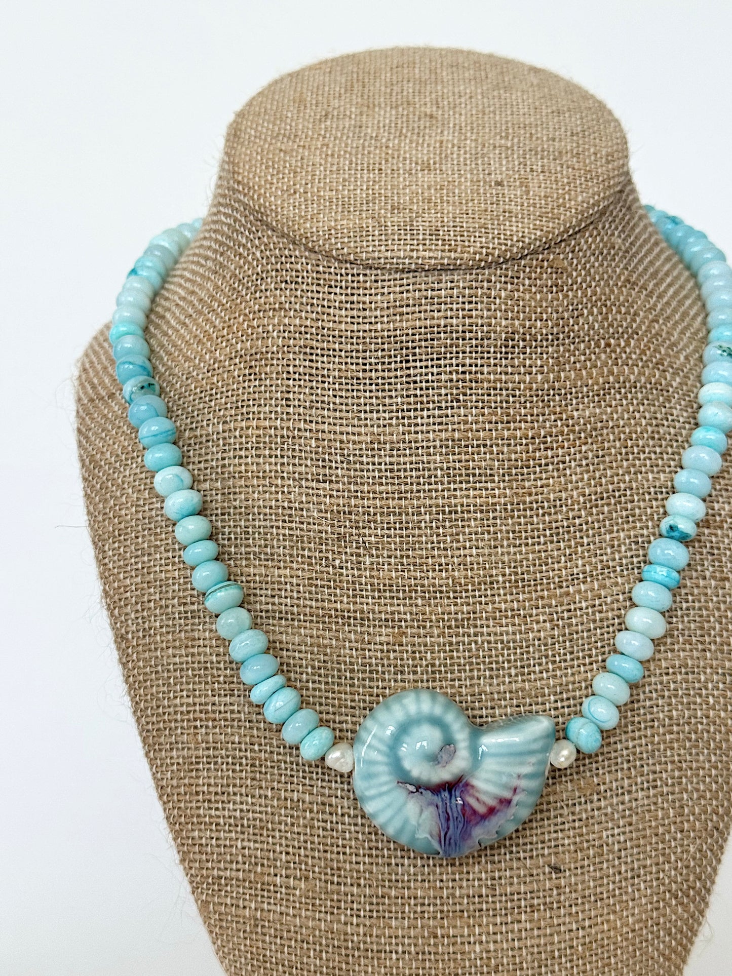 NAUTILUS NECKLACE - BLUE