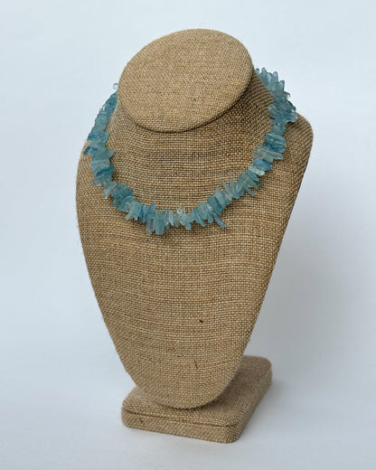 FROSTY NECKLACE
