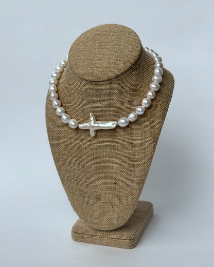 HALO PEARL NECKLACE