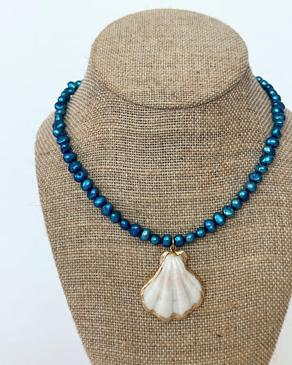 HORIZON SHELL NECKLACE