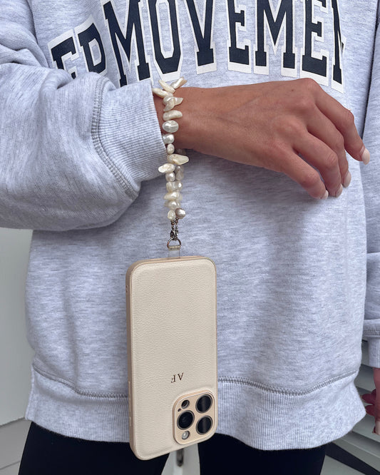 COOL GIRL PEARL PHONE CHAIN