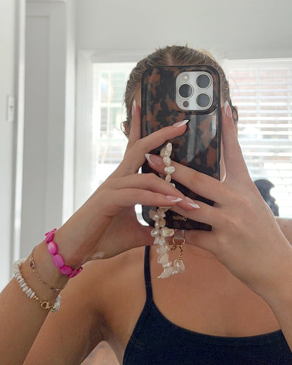 COOL GIRL PEARL PHONE CHAIN