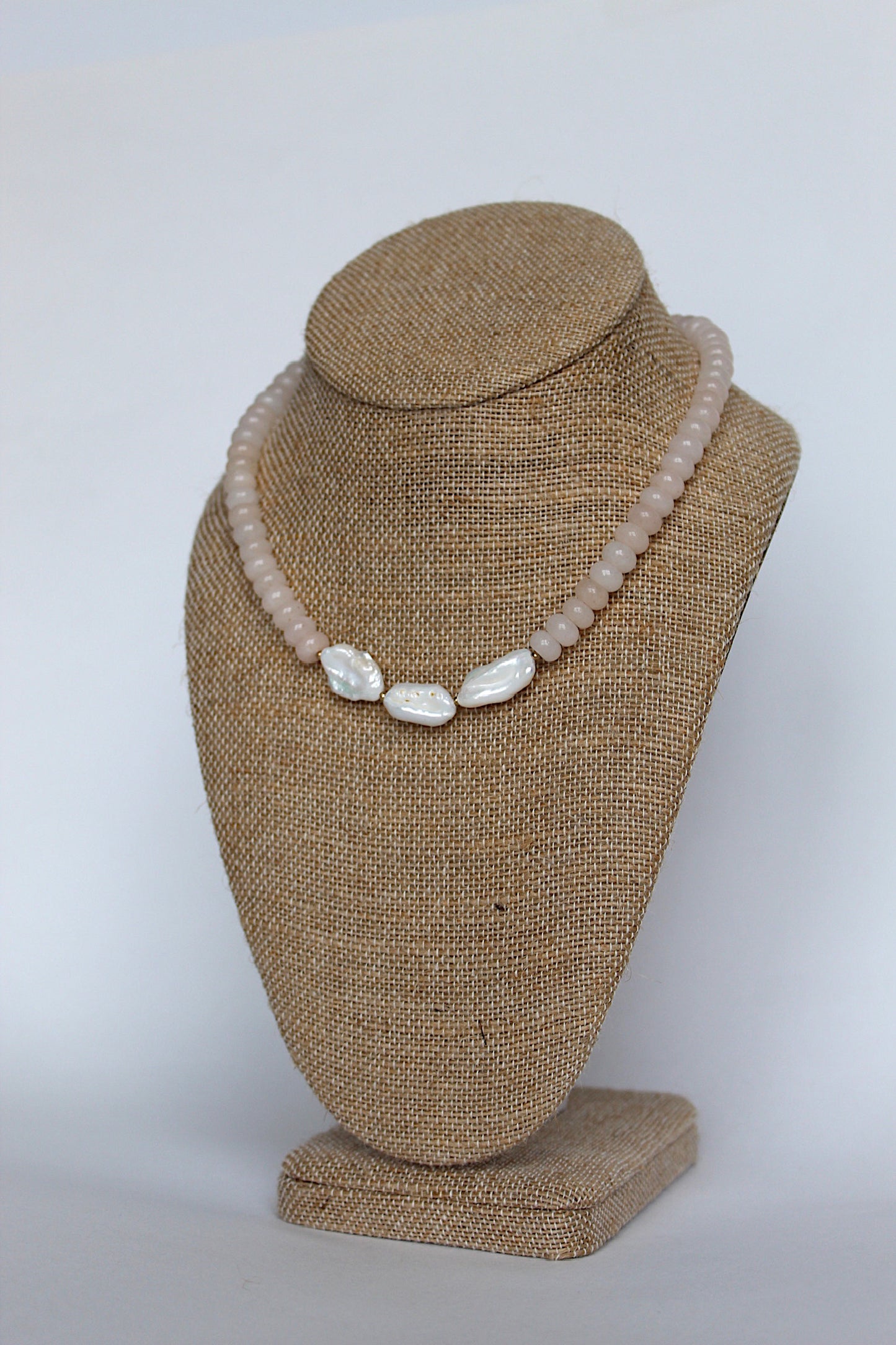 PRETTY IN PINK NECKLACE