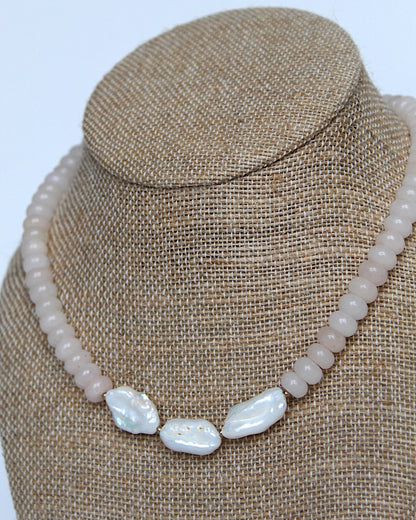 PRETTY IN PINK NECKLACE