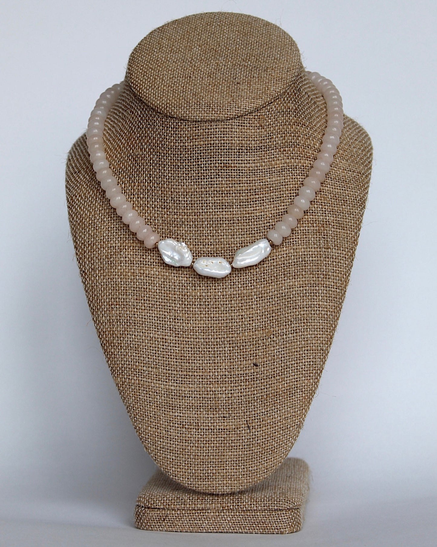 PRETTY IN PINK NECKLACE