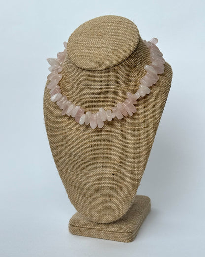 ROSETTE NECKLACE