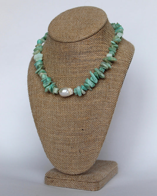 THE COASTLINE NECKLACE - SEAFOAM