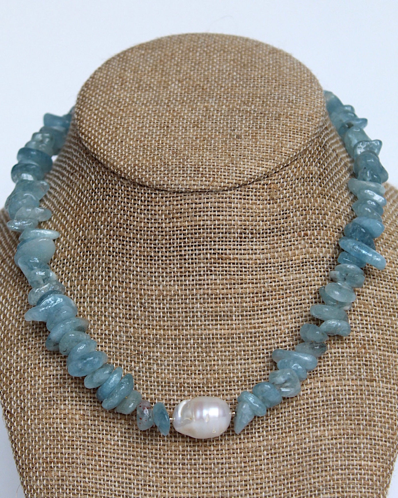 THE COASTLINE NECKLACE - SEAGLASS