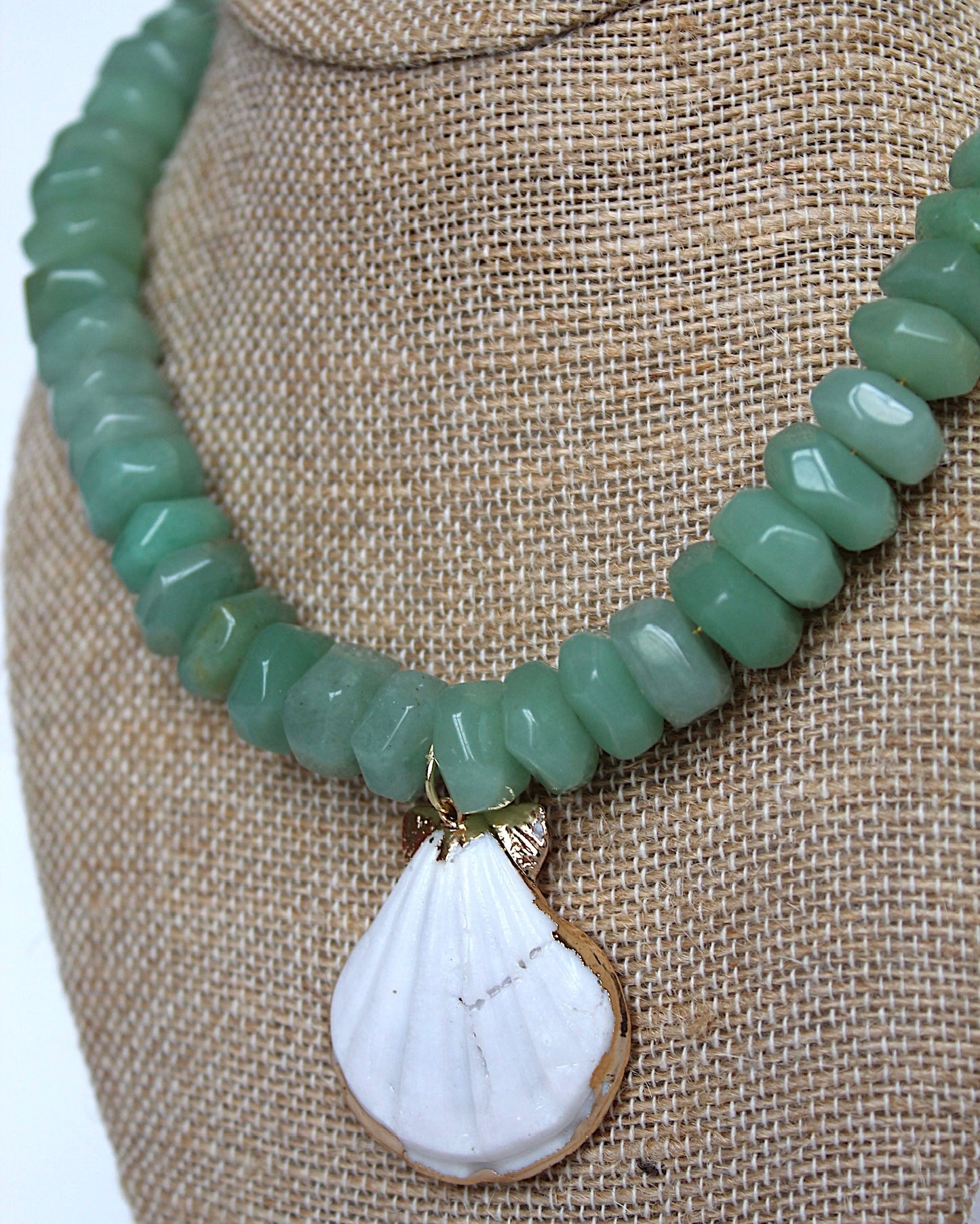 THE TIDEPOOL NECKLACE - GREEN