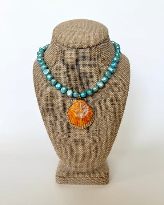 TROPIC SHELL NECKLACE
